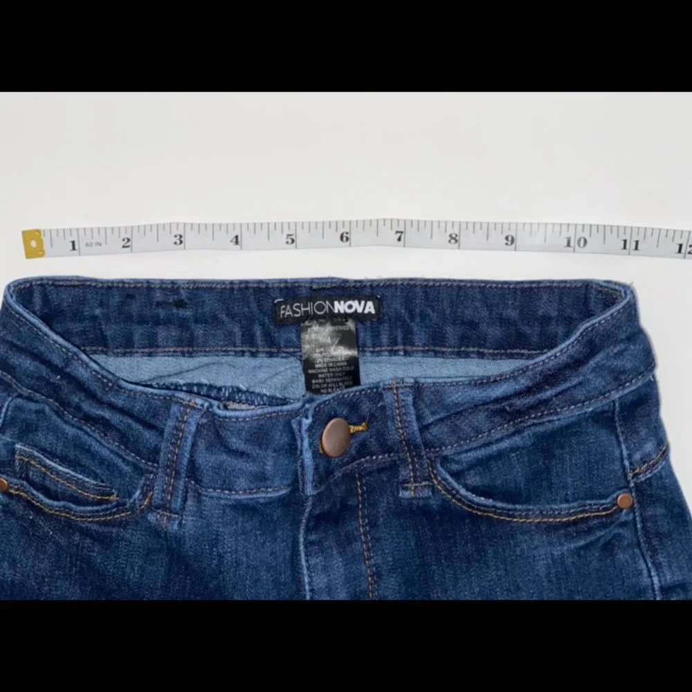 FASHION NOVA Jeans‎ - Picture 6 of 8